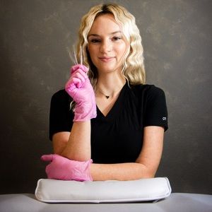 Meet your Posher, Emma